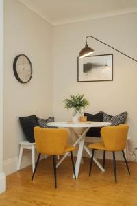 James Street 2 Bedroom Apartment