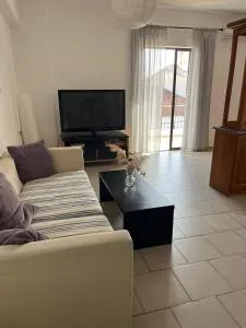 Akrata v apartment - Aíyira