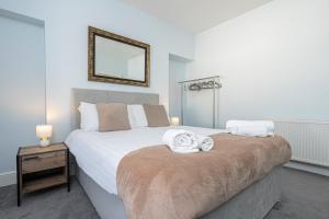 4 Bed - Saint James House by Smart Welcomes