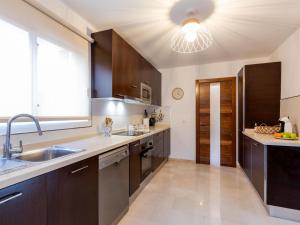 Elegant Villa Paola Private Heated Pool