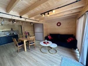 Garbicz Barns domki całoroczne