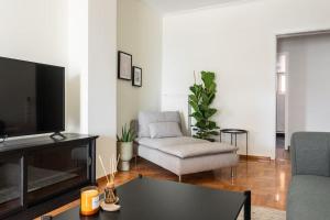 Radiant Retreat in Paleo Faliro by UPSTREET