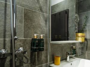 Central 9 Apartment - New Building & Parking