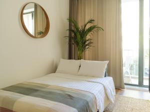 Central 10 Apartment - New Building & Parking