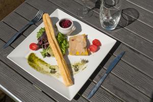 Hotel Le Collonges photo 18