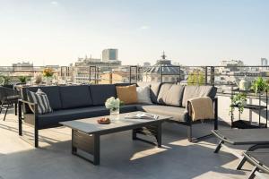 Spectacular Terrace Bright 2BR Penthouse