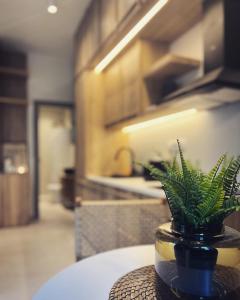 Luxurious wooden detail flat in city center