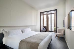 Junior Suite room in Sixtytwo Hotel