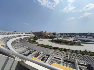 Appartement 323, Port Ambonne