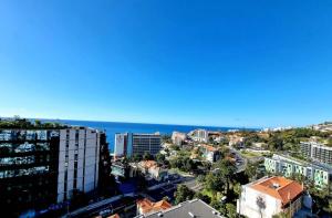 Infante Sunset Funchal by Rentallido