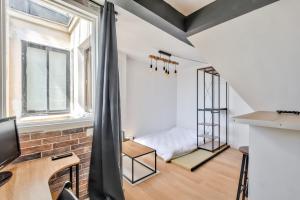 Charming studio for 2 in the 8th district