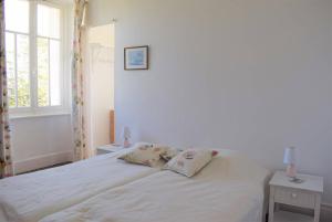 Belle villa en granit rose VUE SUR MER à PERROS-GUIREC - Réf 943