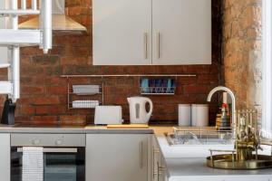 Broadgate Penthouse Apartment