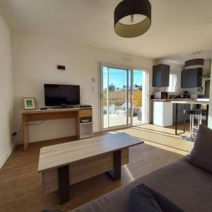 Studio avec terrasse et jardin à 100 m de la plage de Fort Bloqué