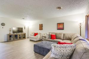 obrázek - Centrally Located Apt about 2 Mi to University of Iowa