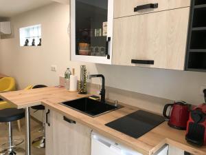 Maisons d'hotes Studio neuf de 24m² : photos des chambres
