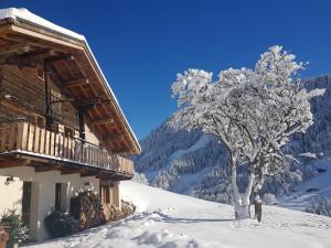 Maisons d'hotes Aux fermes de la Croix, Maison d'hotes, Spa : photos des chambres