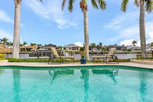 Heated Pool, Kayaks, Sleeps 9 - Port Royal