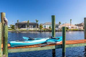 Heated Pool, Kayaks, Sleeps 9 - Port Royal