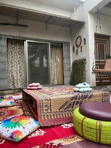 Ladakh House- 3 BHK Ladakh themed Villa near Matheran