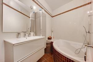 Bel appartement 3 pièces 2 chambres 76M2 + balcon + Parking