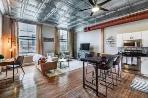 Good Vibes Loft - DT CLE Walk To All The Stadiums - The Angle