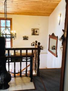 Hostal Collins House