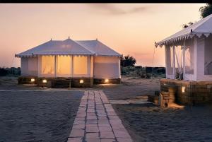 Dashing Desert Camps & Resort