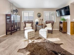 MTN Meadow Retreat near PC