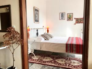 Theodora Hotel
