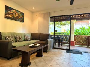 Peaceful Bliss Condo inside a 6 pool Complex