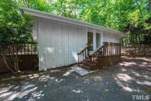 Grandma’s House - تشابل هيل