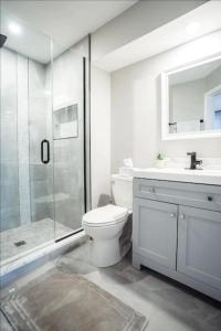 High End Lake Luxury On 2 Floors Boat Slip