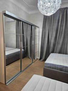 Lemon House in the center Pesante