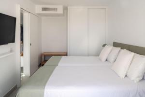 Nazaret Beach - Adults only