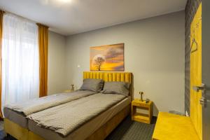 Bed and Breakfast 33