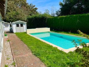 Maisons de vacances Longere avec piscine 35 min de Deauville : photos des chambres