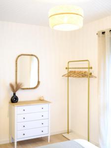 Appartements OASIS - 10 min from Disney, Free Parking, Self-Checkin : photos des chambres