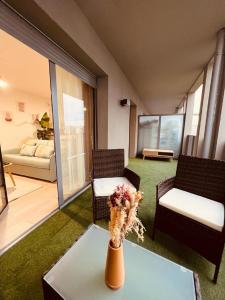 Appartements OASIS - 10 min from Disney, Free Parking, Self-Checkin : photos des chambres