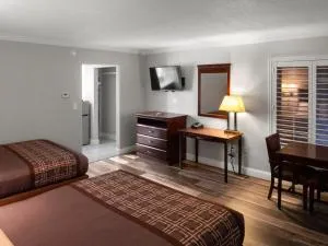 Dream Inn - 弗雷斯诺