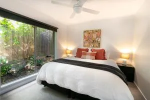 Pet Friendly 3 bedroom house with large backyard - Murradoc