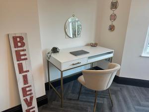 Heart of Brighton Lanes -Pavilion, Pier, Theatre