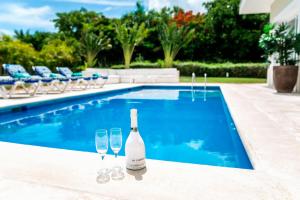 Special offer! Villa Bueno with private pool&beach