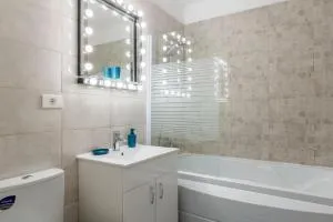 Ijjo_Apartament - Bukarest