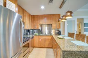 Resort-Style Biloxi Condo Walk to the Beach!