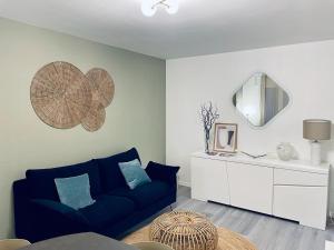 Appartements Chez la Clo- - joli 2 pieces, parking gratuit, acces direct tram 2 min a pied : photos des chambres