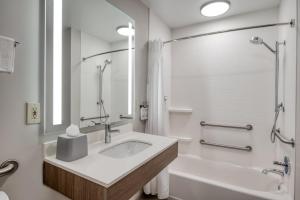 King Room - Mobility Access/Hearing Accessible room in Holiday Inn Express Hotel & Suites Wadsworth an IHG Hotel