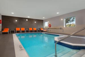 Holiday Inn Express Hotel & Suites Barrie by IHG