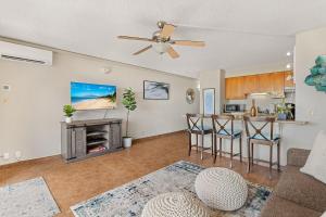 Island Surf 304 - Renovated, Ocean Views, Split AC