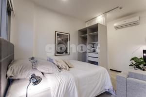 Cozy Studio 2 blocks from Shopping del Sol